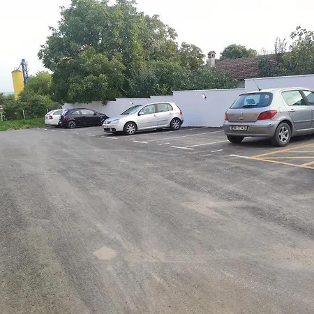 Bellacasa Airportstudio *