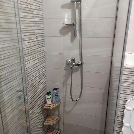 Bellacasa Airportstudio Surčin