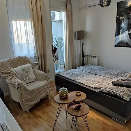 Apartament Bellacasa Airportstudio Surčin