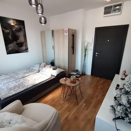 Apartament Bellacasa Airportstudio *