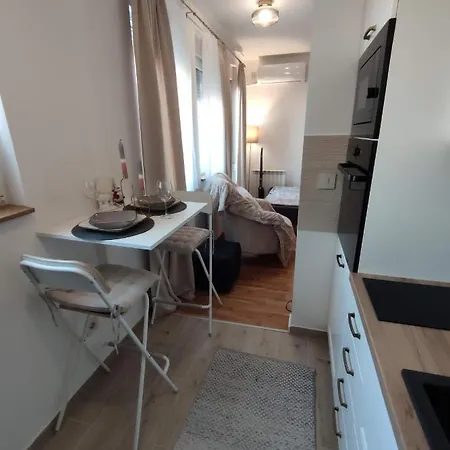 شقة Bellacasa Airportstudio Surčin