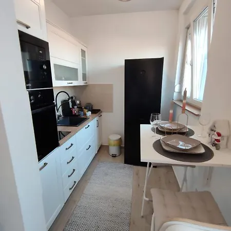 Apartament Bellacasa Airportstudio *