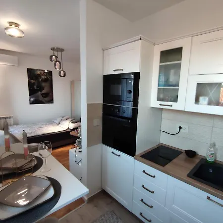 Bellacasa Airportstudio